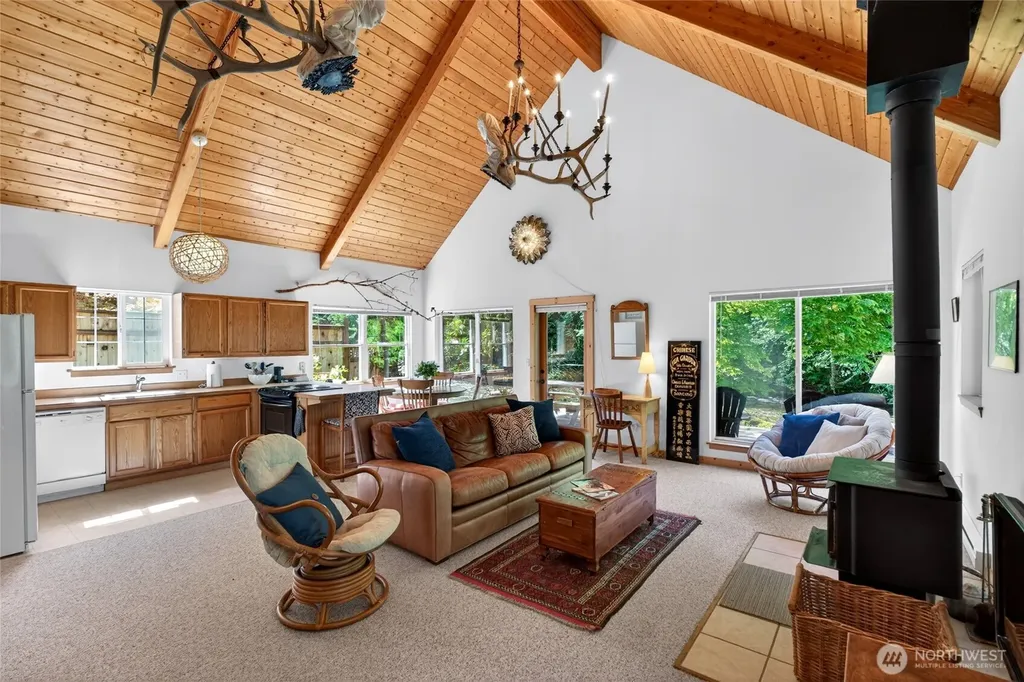 52225 SE 496th Place Greenwater WA 98022