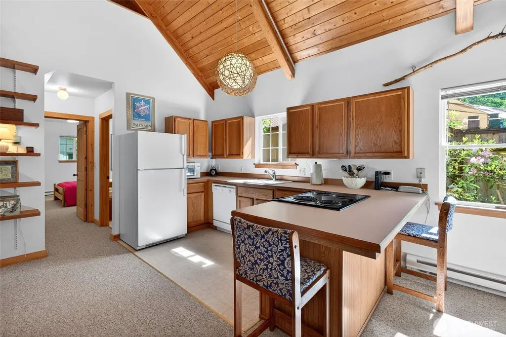 52225 SE 496th Place Greenwater WA 98022