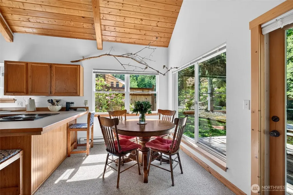 52225 SE 496th Place Greenwater WA 98022