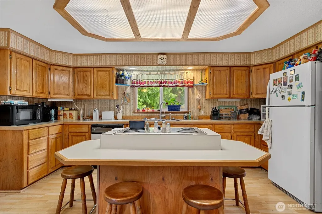 15910 58th Avenue NW Stanwood WA 98292