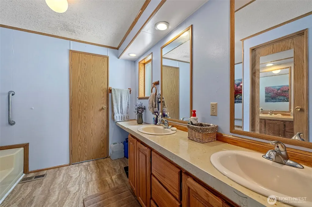 15910 58th Avenue NW Stanwood WA 98292