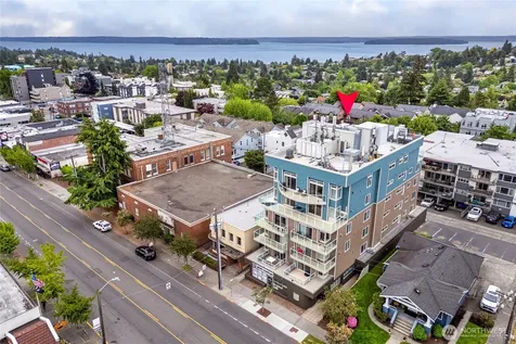 4409 California Avenue SW Seattle WA 98116