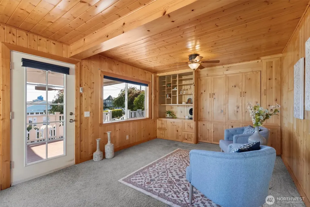 2708 E 10th Street Bremerton WA 98310