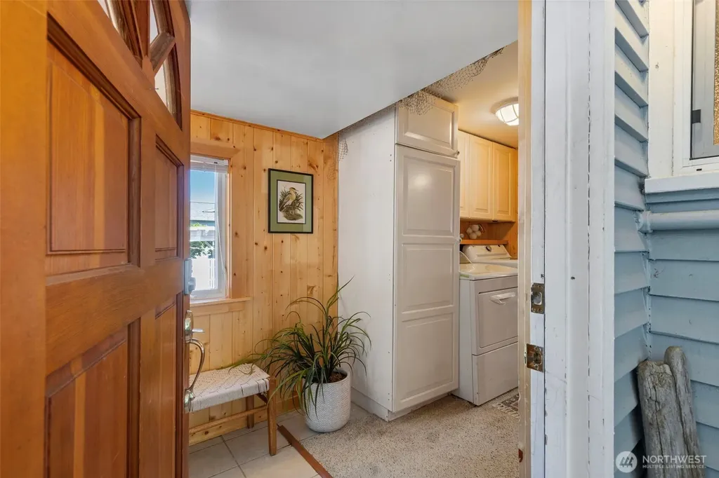 2708 E 10th Street Bremerton WA 98310
