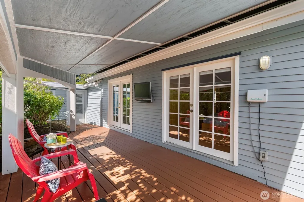 2708 E 10th Street Bremerton WA 98310