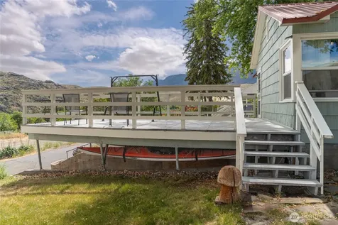 462 Beach Street Pateros WA 98846