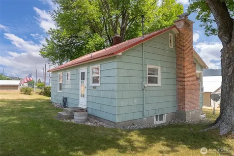 462 Beach Street Pateros WA 98846
