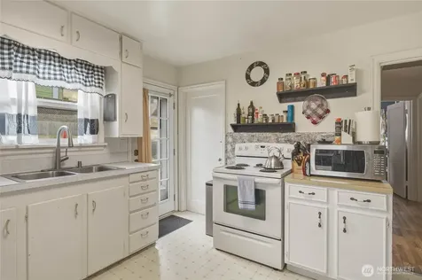 462 Beach Street Pateros WA 98846