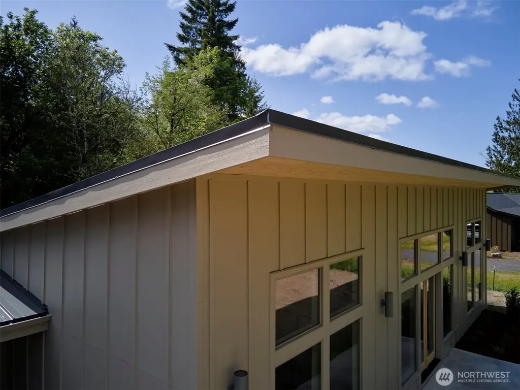 956 Paine Road Castle Rock WA 98611
