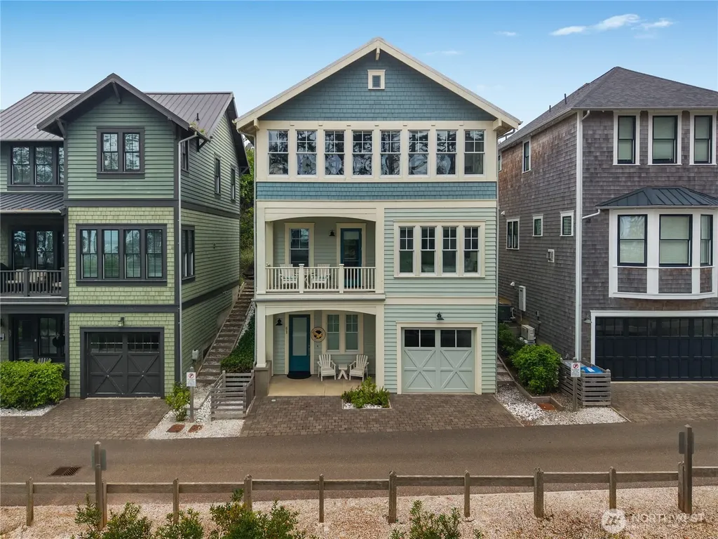 61 Seaside Lane Pacific Beach WA 98571
