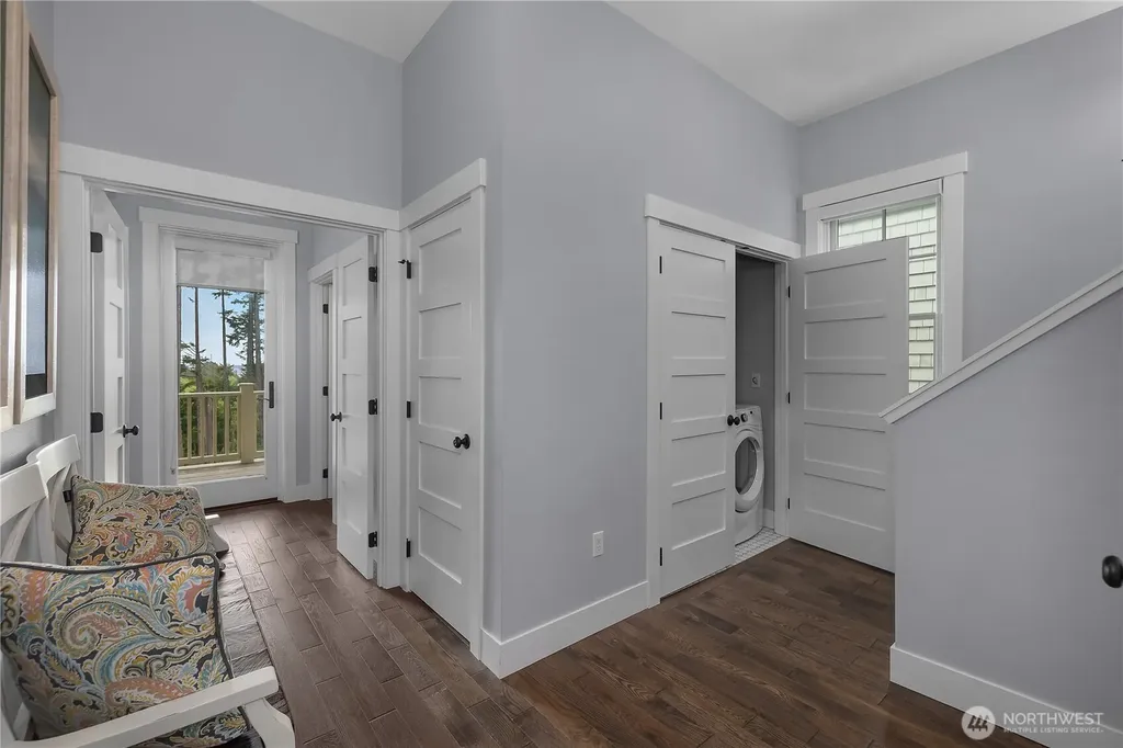61 Seaside Lane Pacific Beach WA 98571