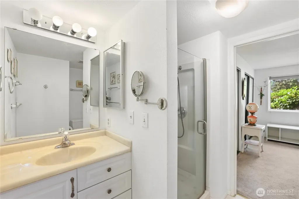 8618 Onyx Drive SW Lakewood WA 98498