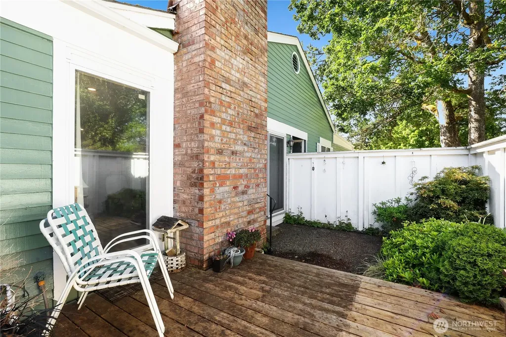 8618 Onyx Drive SW Lakewood WA 98498