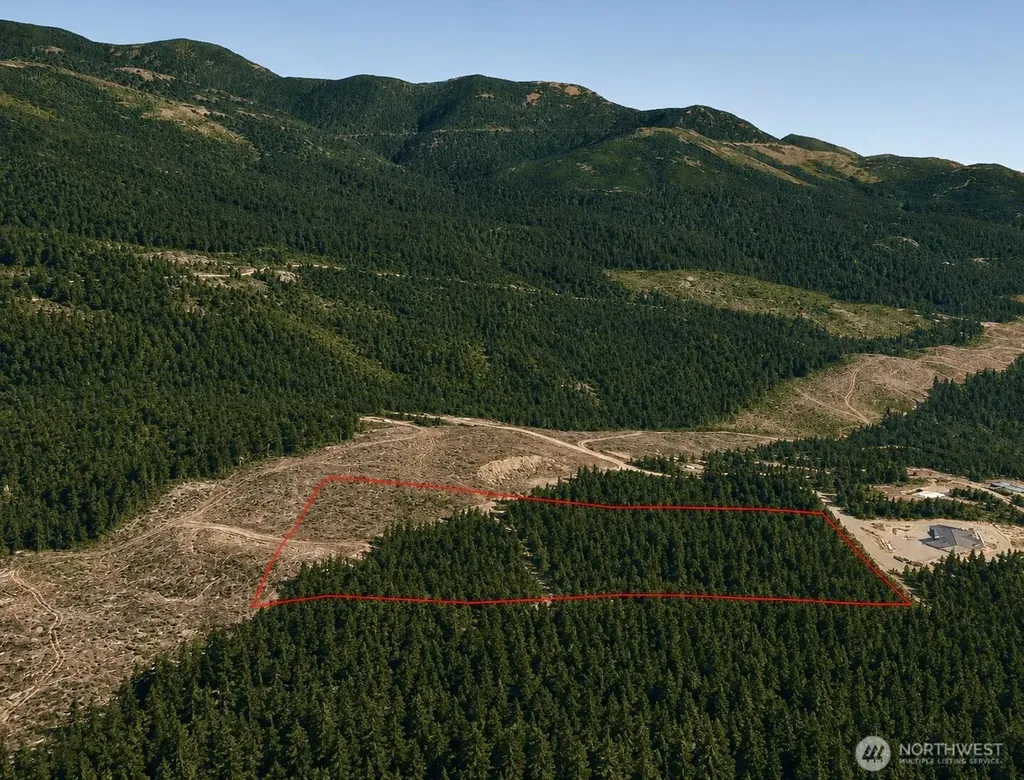 7611 N Triton Heights Road Lilliwaup WA 98555
