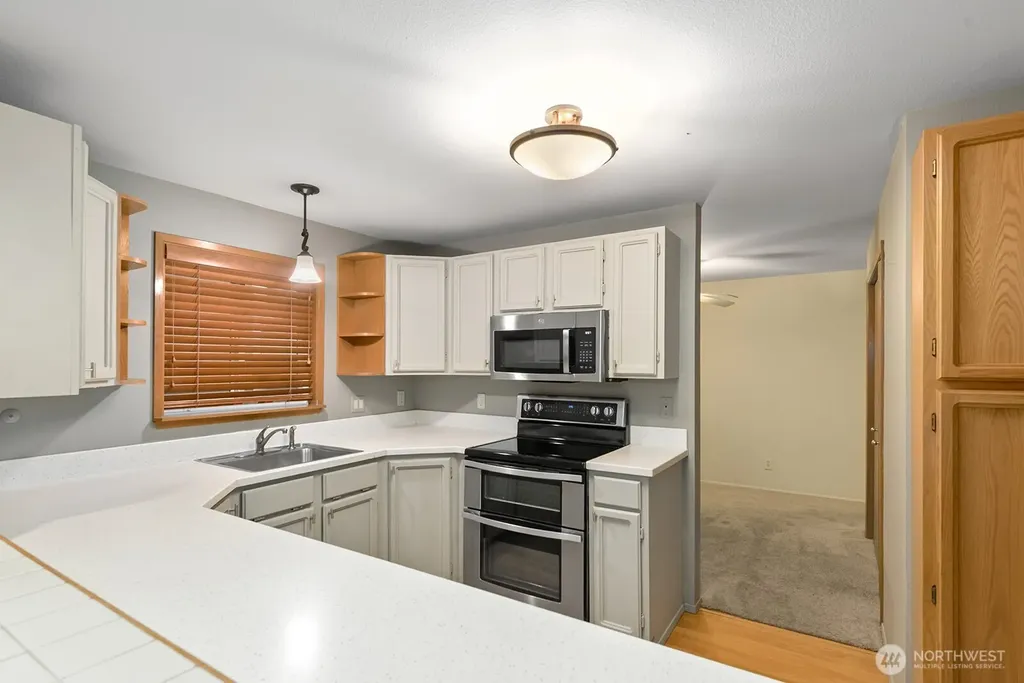 6920 California Avenue SW Seattle WA 98136