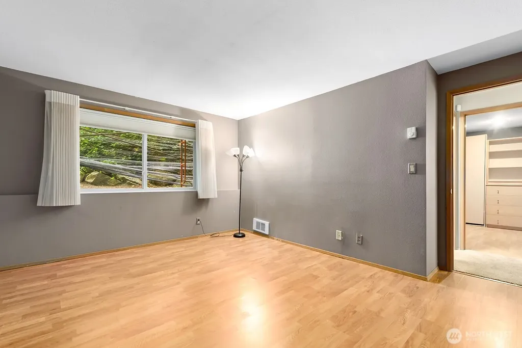 6920 California Avenue SW Seattle WA 98136