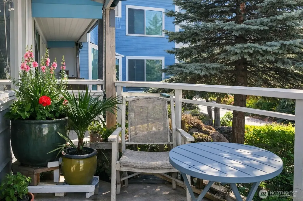 6920 California Avenue SW Seattle WA 98136