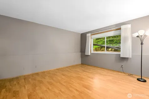 6920 California Avenue SW Seattle WA 98136