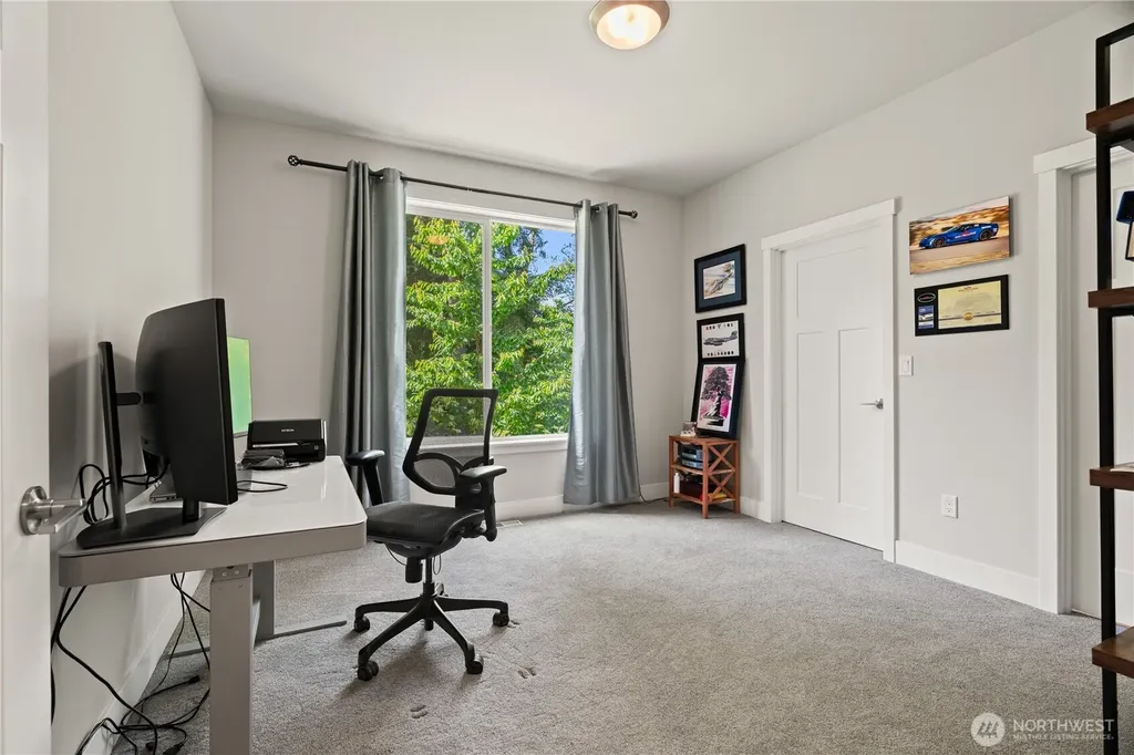 16424 252 Avenue SE Issaquah WA 98027