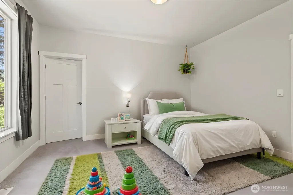 16424 252 Avenue SE Issaquah WA 98027