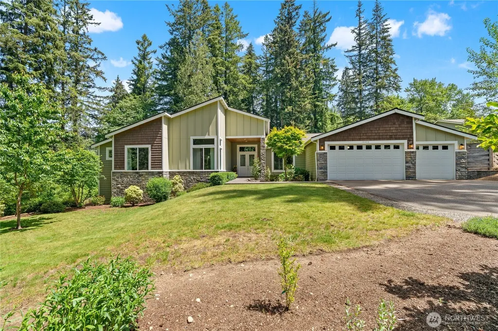 16424 252 Avenue SE Issaquah WA 98027