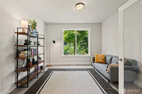 16424 252 Avenue SE Issaquah WA 98027