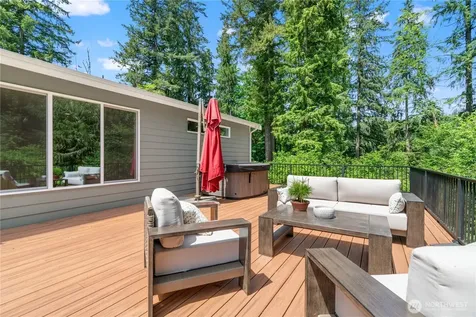 16424 252 Avenue SE Issaquah WA 98027