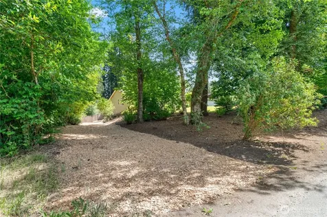 16424 252 Avenue SE Issaquah WA 98027