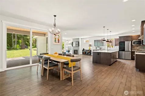 16424 252 Avenue SE Issaquah WA 98027