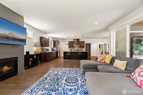 16424 252 Avenue SE Issaquah WA 98027