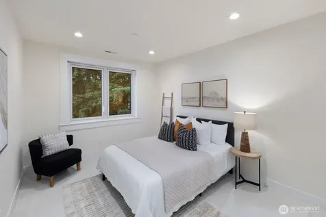 1322 165th Avenue NE Bellevue WA 98008