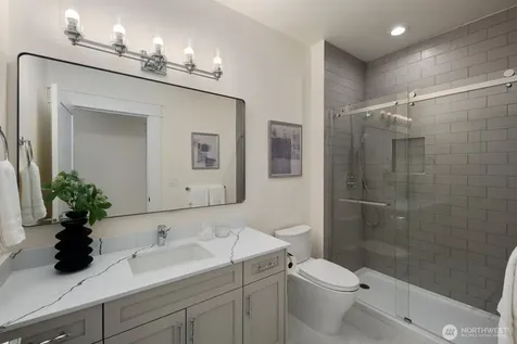 1322 165th Avenue NE Bellevue WA 98008