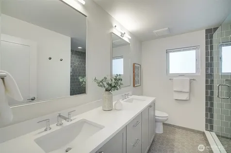 8319 25th Avenue NW Seattle WA 98117
