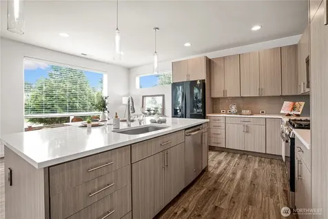 15421 12th Avenue W Lynnwood WA 98087
