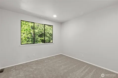 29105 13th Avenue S Federal Way WA 98003