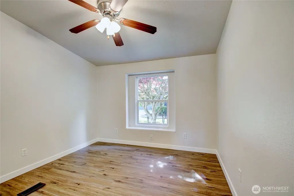 1115 Todd Place Burlington WA 98233