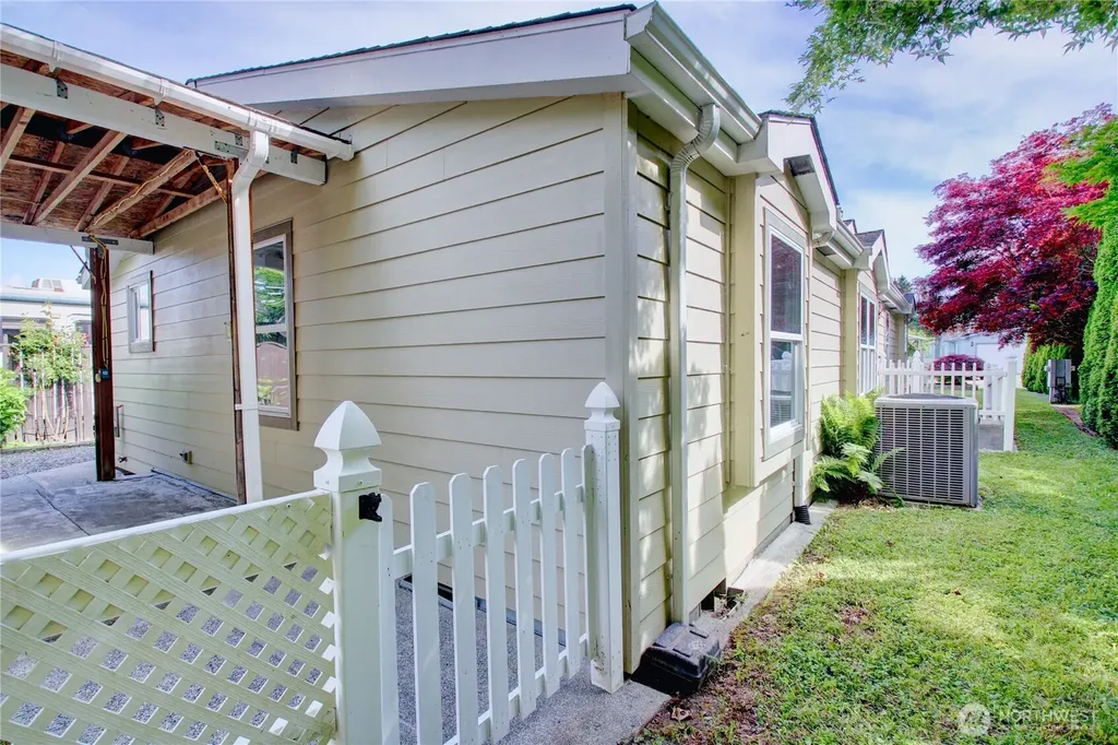 1115 Todd Place Burlington WA 98233