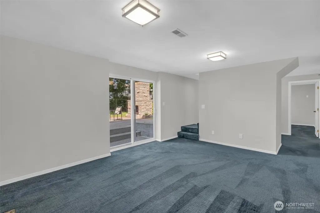 11633 18th Avenue SW Burien WA 98146