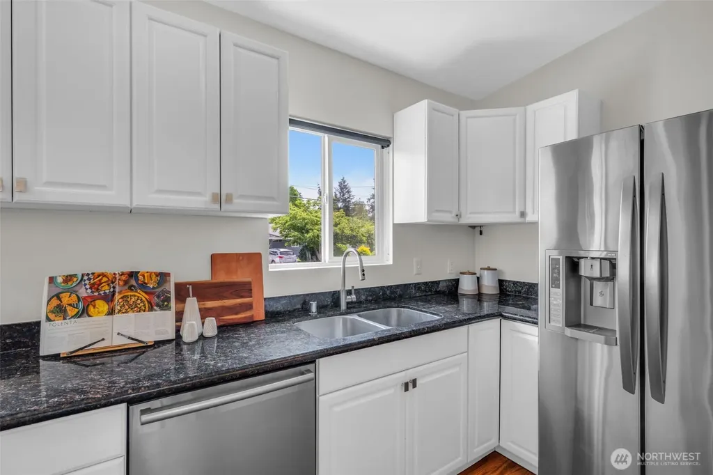 11633 18th Avenue SW Burien WA 98146