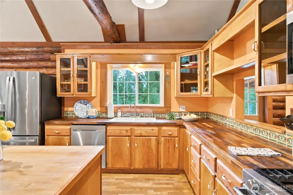 7697 SE Willock Road Olalla WA 98359