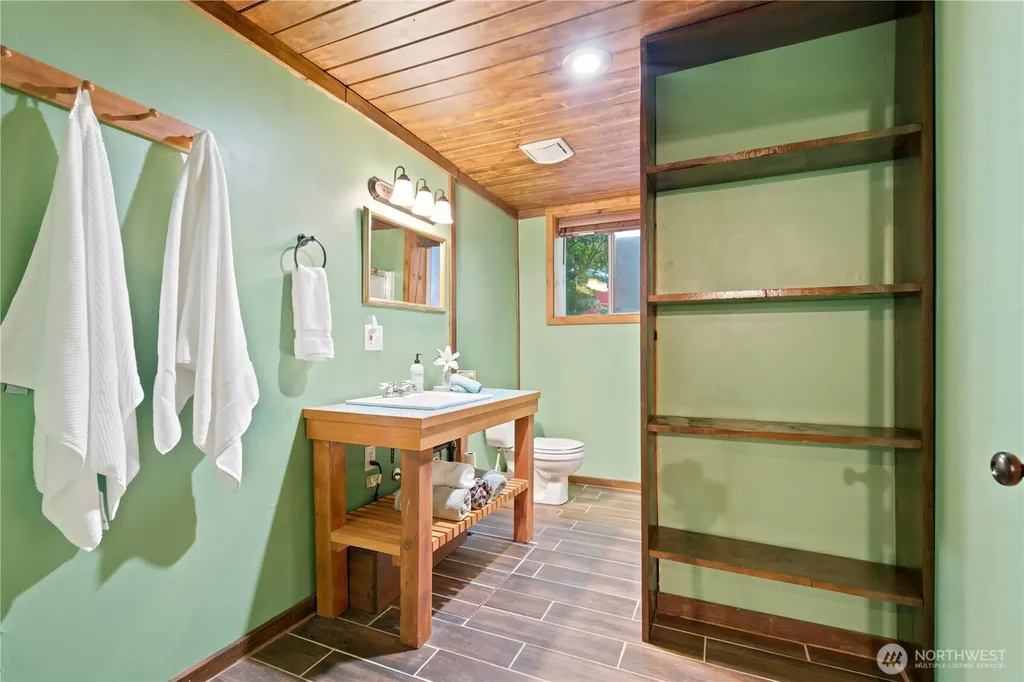 7697 SE Willock Road Olalla WA 98359