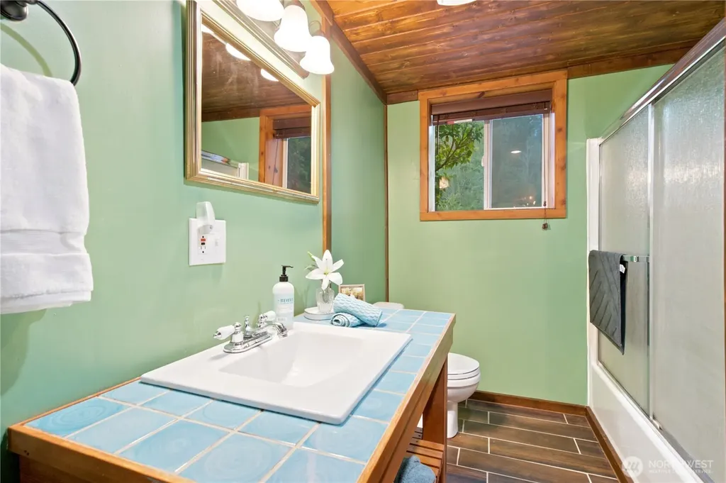 7697 SE Willock Road Olalla WA 98359
