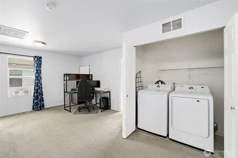 18412 95th Avenue Ct E Puyallup WA 98375