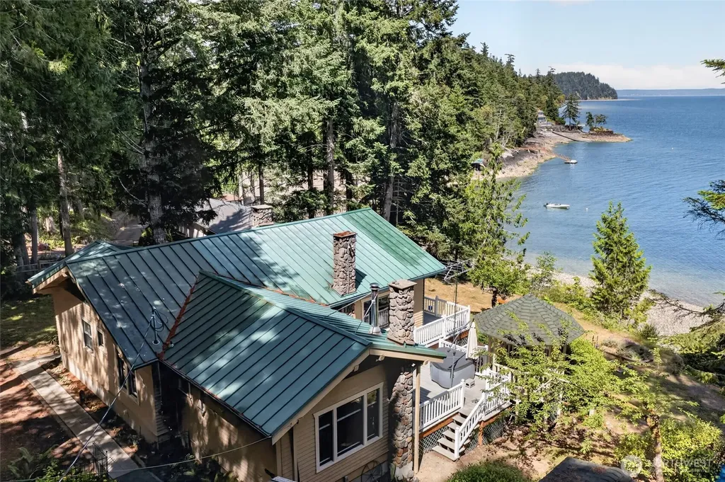 311231 Highway 101 Brinnon WA 98320
