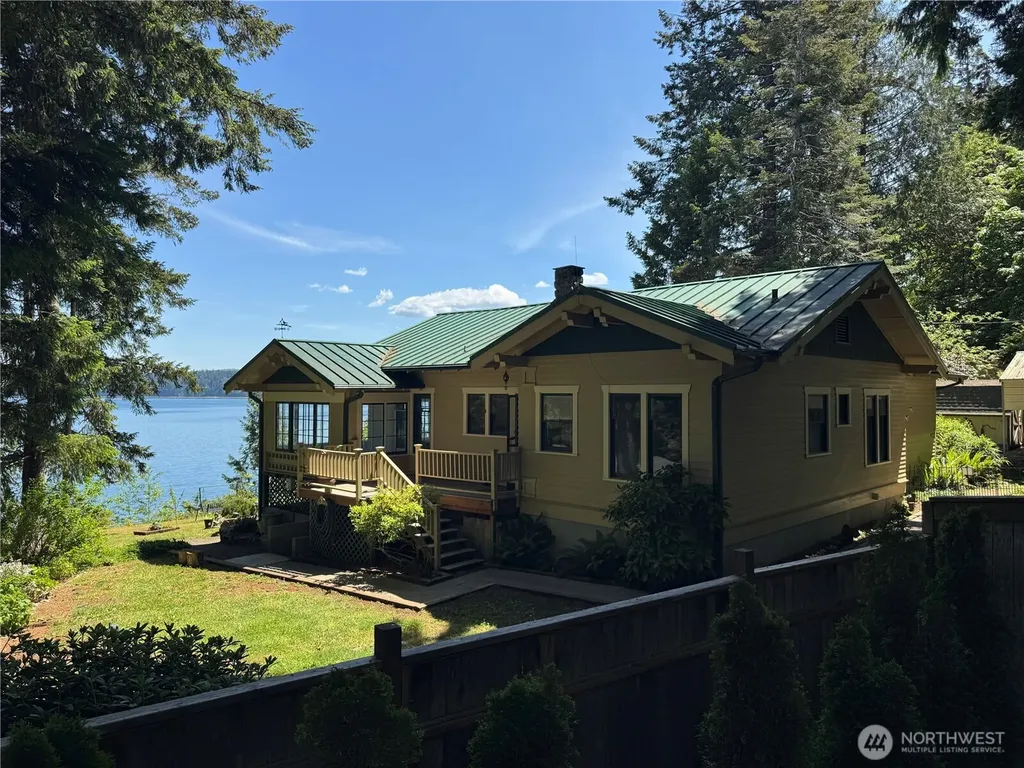 311231 Highway 101 Brinnon WA 98320