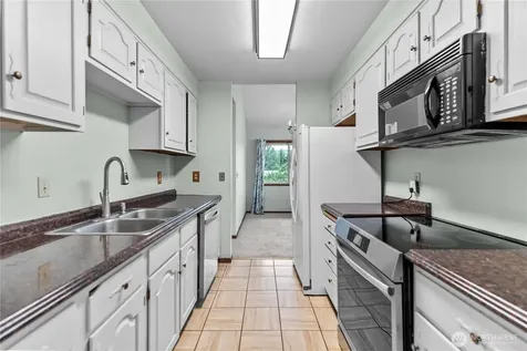 5 Parkway Street W Omak WA 98841