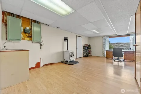 5 Parkway Street W Omak WA 98841