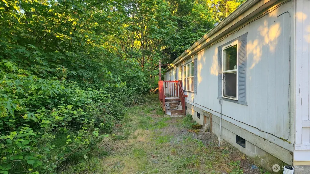 4156 Agate Road Bellingham WA 98226
