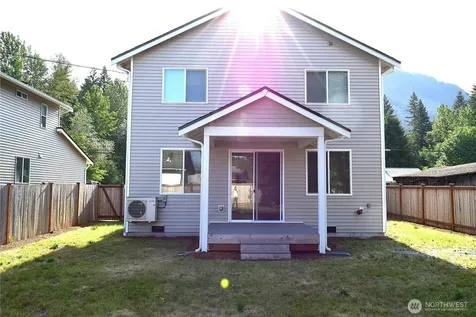 1055 Montague Avenue Darrington WA 98241
