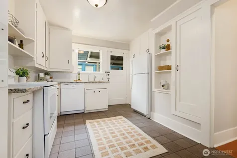 414 N 46th Street Seattle WA 98103